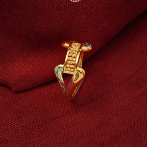 خاتم بحجر كريم